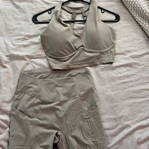 Gymshark Whitney Everyday Pocket Leggings & Longline Bra - Cement Brown